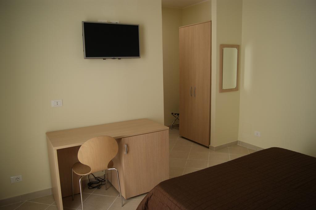 Guest House Golfo Xifonio Augusta Ngoại thất bức ảnh