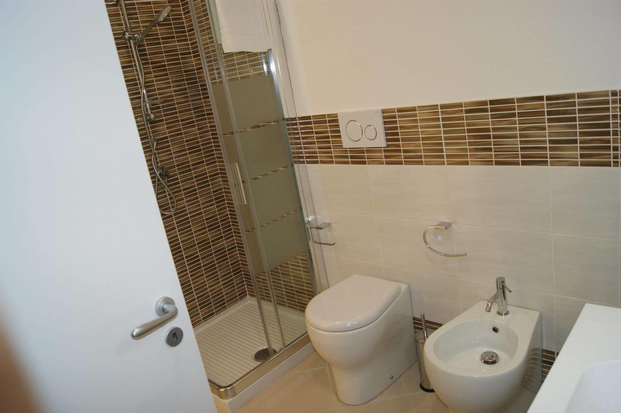 Guest House Golfo Xifonio Augusta Ngoại thất bức ảnh