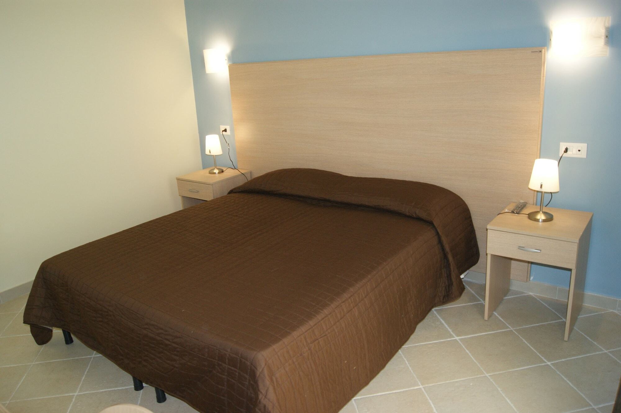 Guest House Golfo Xifonio Augusta Ngoại thất bức ảnh